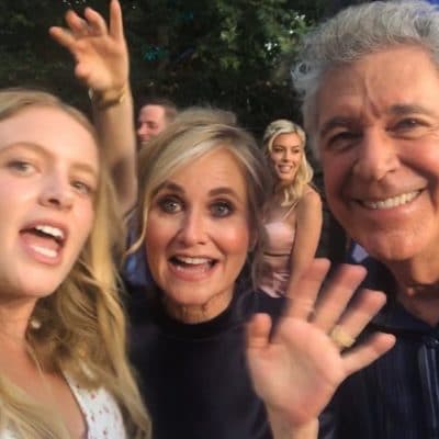 Tearing Down Walls of “Brady Bunch” Perfection With Stars Maureen McCormick & Barry Williams